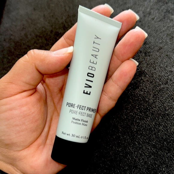 EVIO SKIN
Pore-fect Primer - Picture 7 of 7